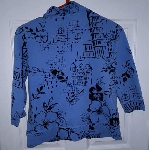 Onque Casuals Small Zip Up Sweatshirt - Picture 3 of 3